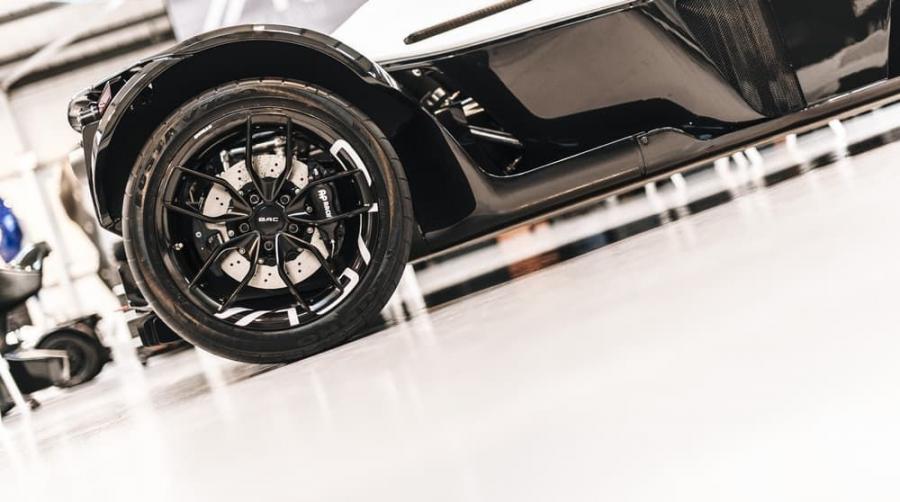 Детали экстерьера BAC Mono with Carbon Composite Wheels 2016 года  (фото 2 из 5)